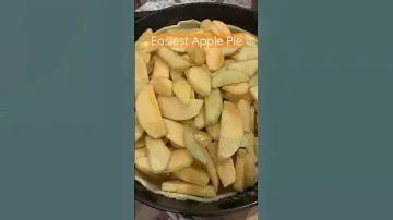 The easiest apple pie!🍎 Got the recipe from @southernliving  #easyrecipe #applepie #athome